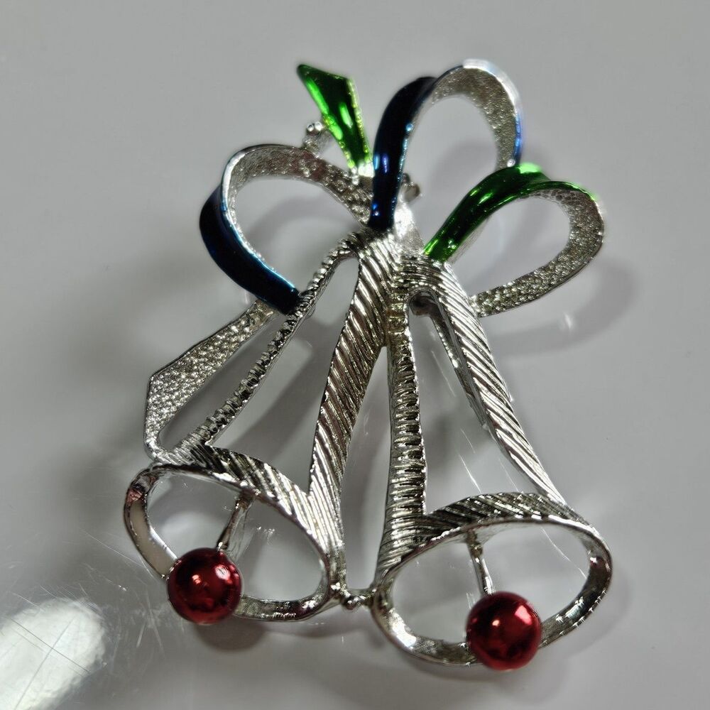 Vintage Gerry’s Jingle Bells Brooch Pin Christmas Holiday Silver Tone Jewelry